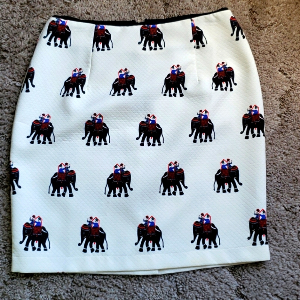 Elephant Print Pencil Skirt Size L